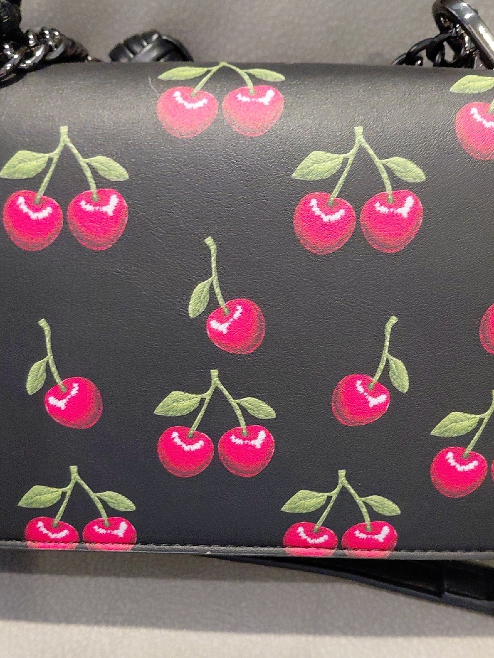 STEVE MADDEN CHERRIES CROSSBODY - Picture 8 of 12